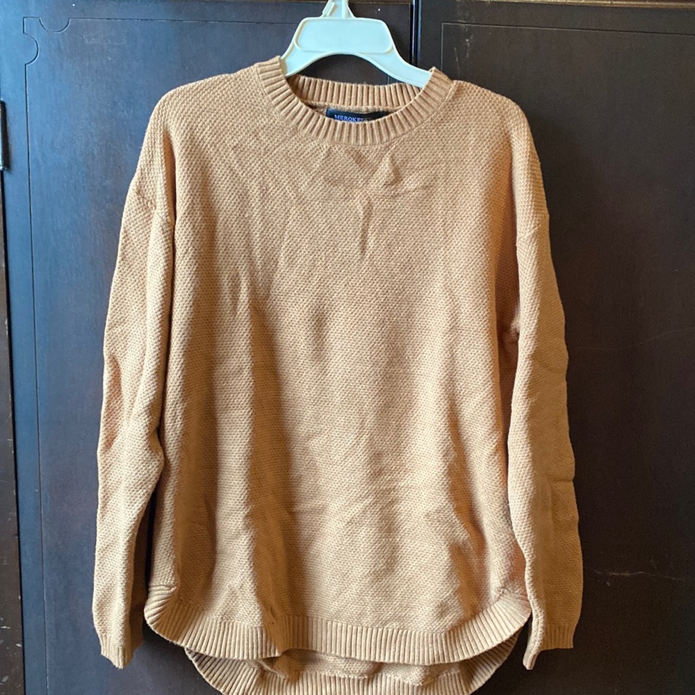Merokeety Woman Large Sweater